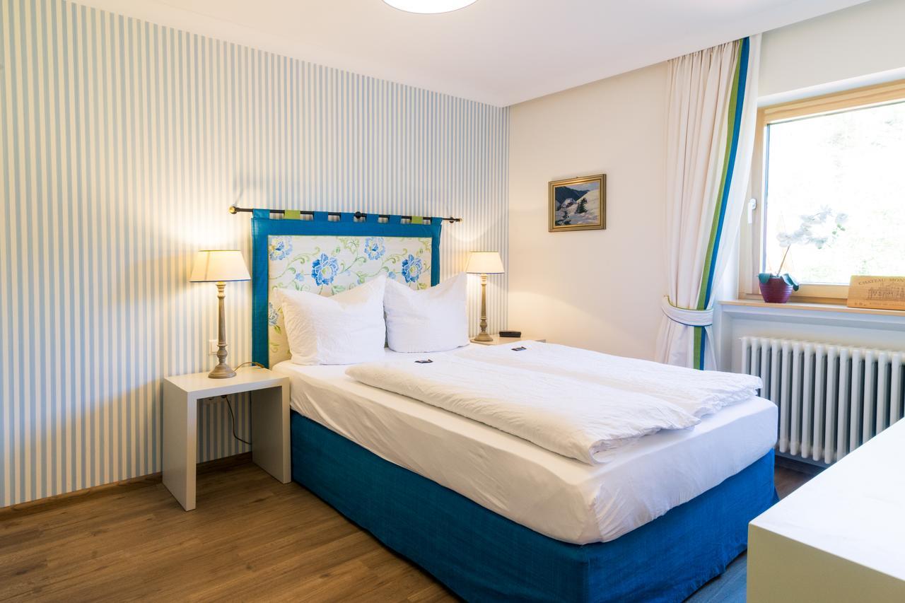 Goldener Adler Oberried - Hotel & Appartements Eksteriør bilde