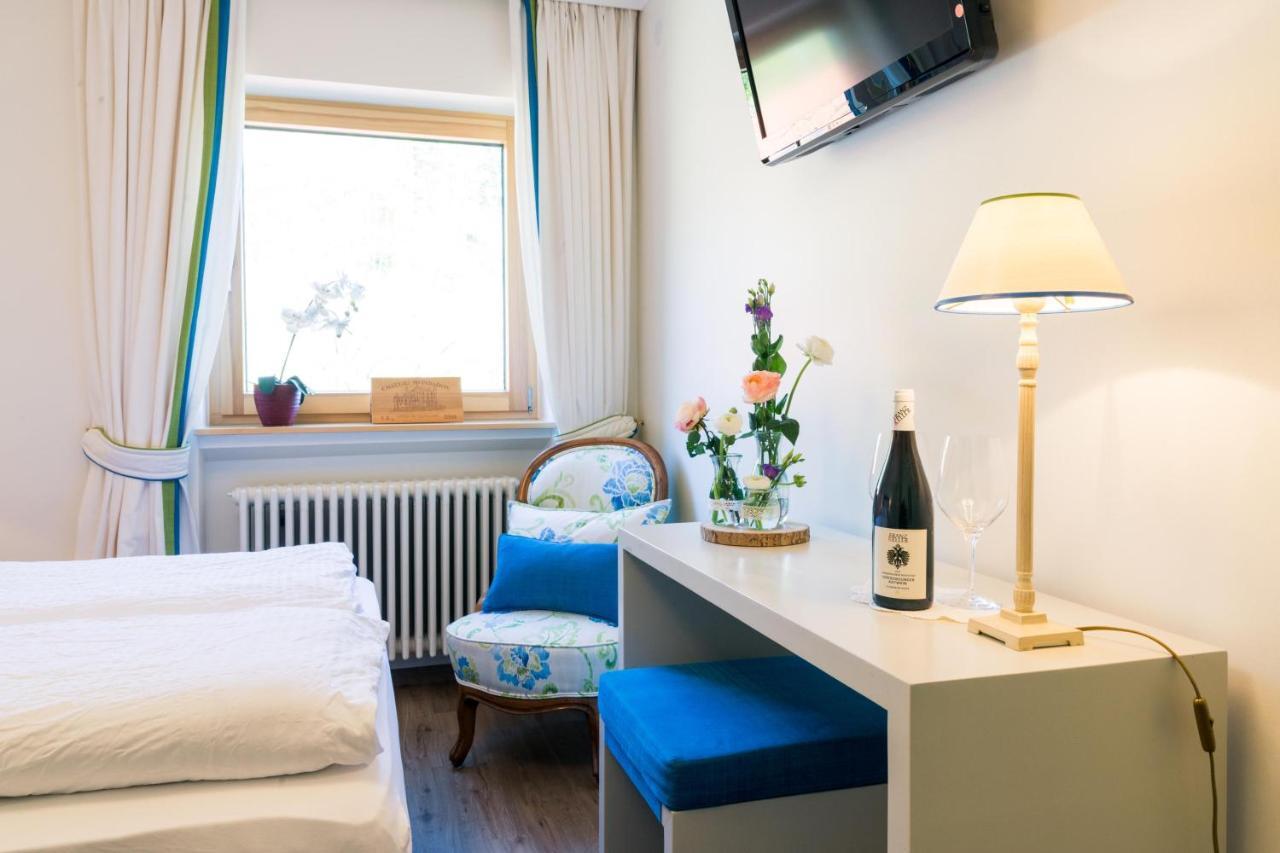 Goldener Adler Oberried - Hotel & Appartements Eksteriør bilde